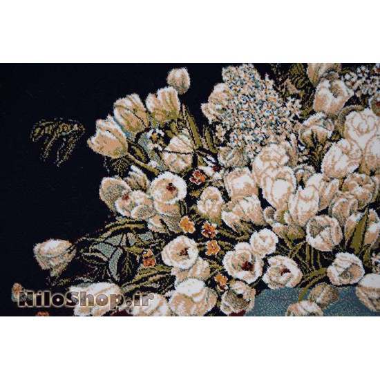 کد3907 تابلو فرش گل و گلدان - لاله سفید